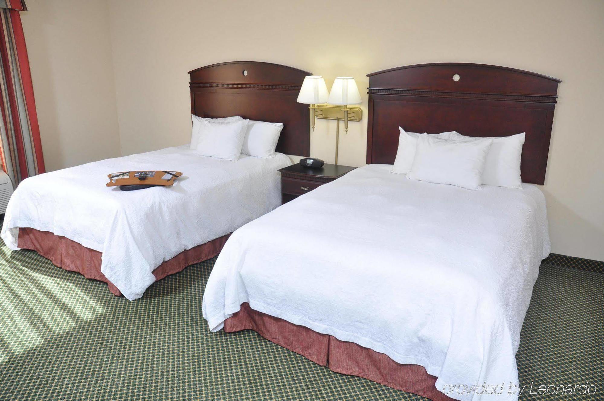 Hampton Inn Stony Creek Zewnętrze zdjęcie